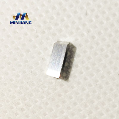 CNMG120404 การใส่คาร์ไบด์สําหรับการแปรรูปและการแปรรูปละเอียดของเหล็กไร้ขัด